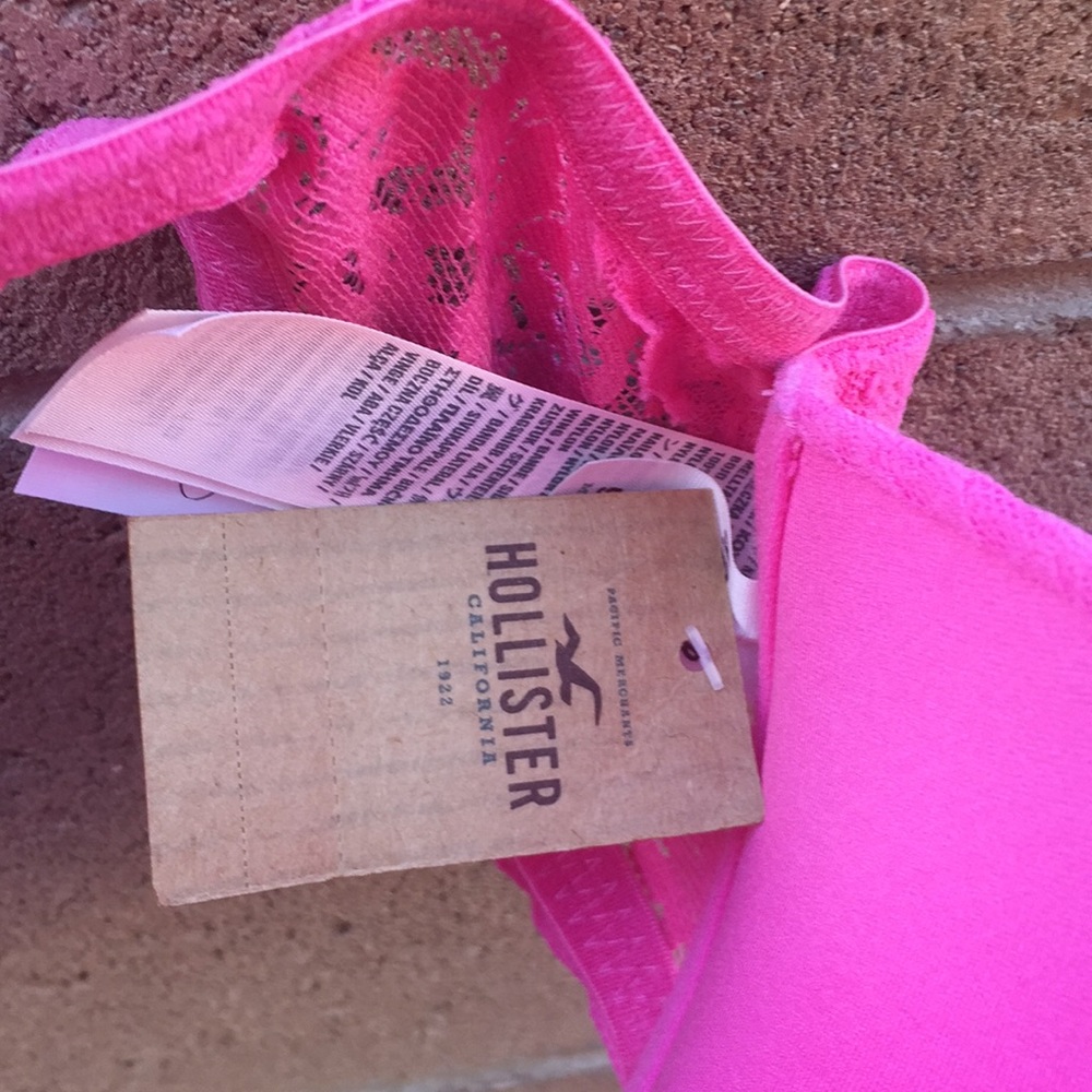 NWT Hollister Brand new push up  BRA 34D - Picture 2 of 6